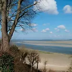 Dom wakacyjny Jolie Maison Proche