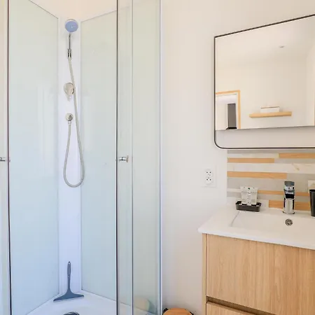 Jolie Maison Proche * 勒克罗图瓦